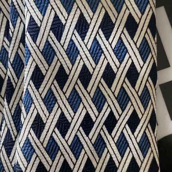 Bundle of 3 Neckties  - Picture 4 of 6